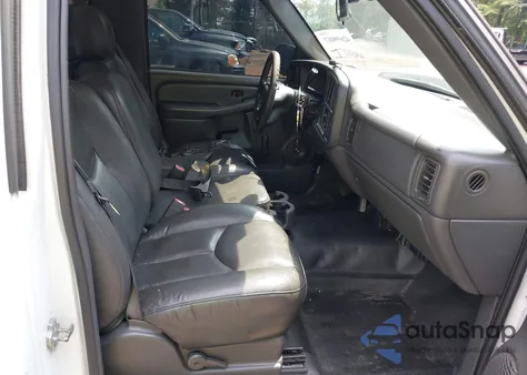 2006 Chevrolet Silverado 1500 Work Truck z USA, uszkodzony, nr VIN 3GCEC14X36G174708